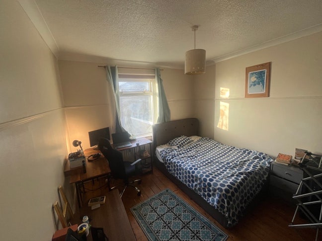 Large double bedroom - Franklin Street Main Photo