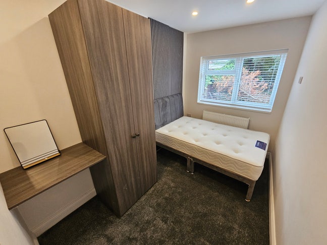 🙌😇Newly refurbished En-Suite Rooms😇🙌 Main Photo