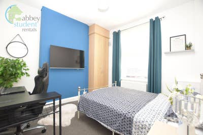 ✨ Student House Near University ✨ Main Photo