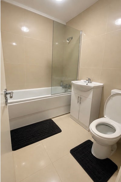 Double bedroom Main Photo