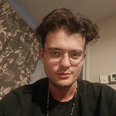 Professional looking for a room with an en-suite Main Photo