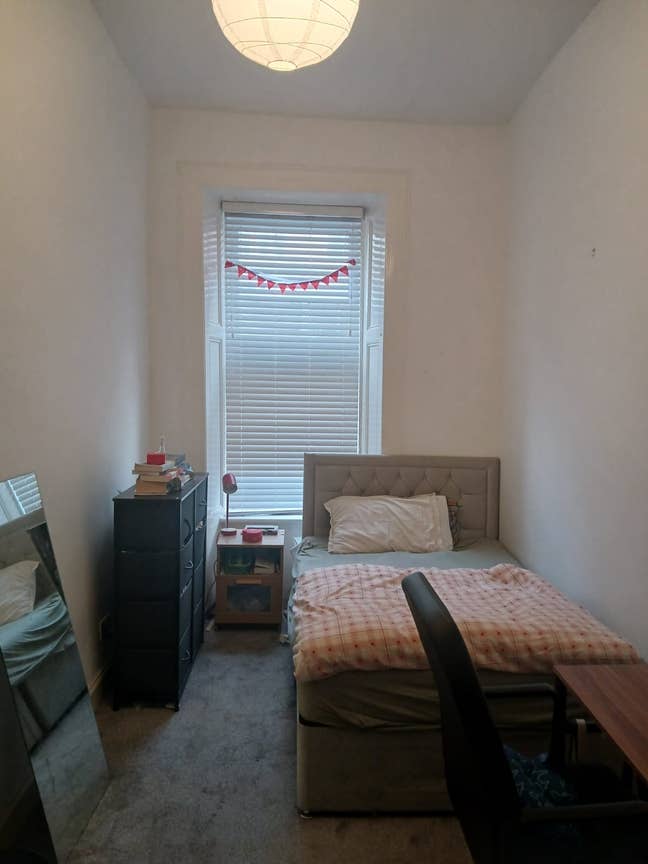 Single bedroom 1-2 month sublet Glasgow West End Main Photo