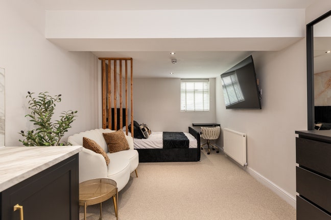 ⭐Luxury En-Suite Room  - Gym - Bills Included Main Photo