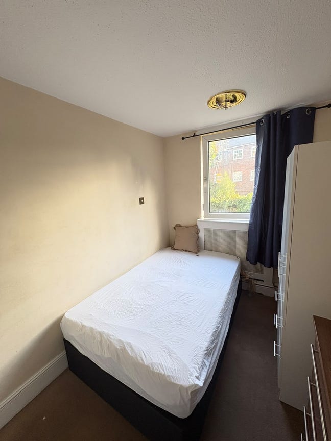 Amazing Flat Next to Putney Station(25) Main Photo
