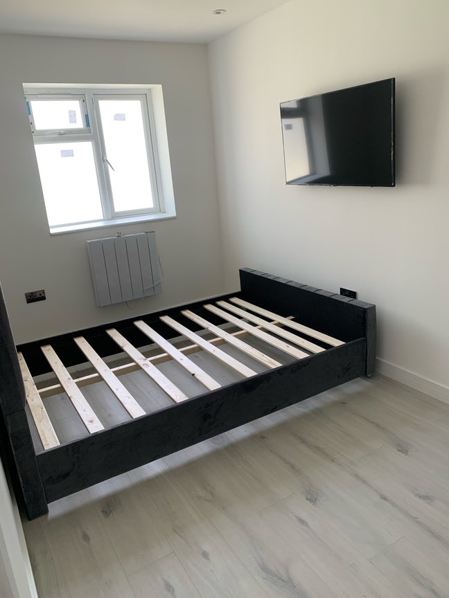 1 bedroom self studio private  Main Photo