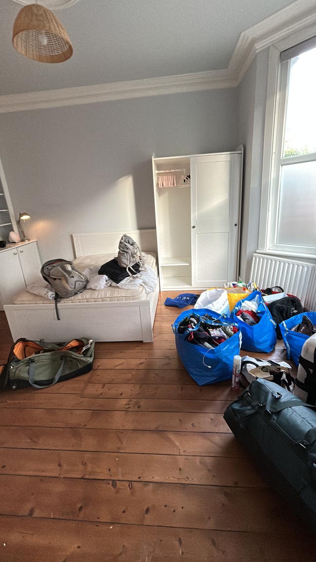 Beautiful Room in New Cross  Main Photo