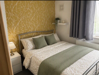 Large Furnished Double Room Main Photo