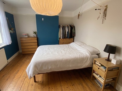 Sublet in Henley Street House Main Photo