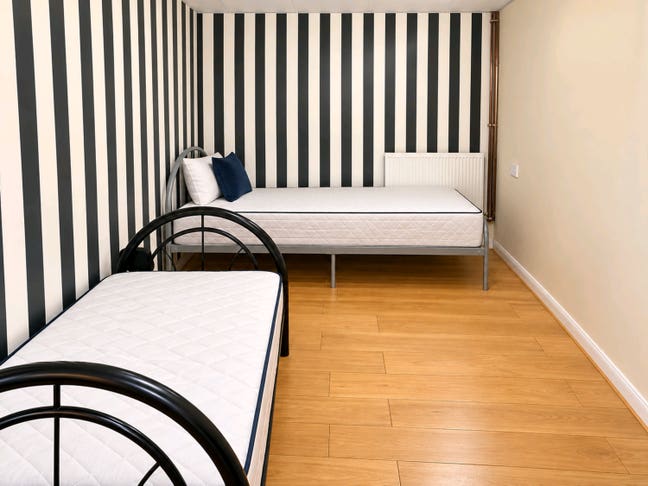 Single Room All bills included  Main Photo