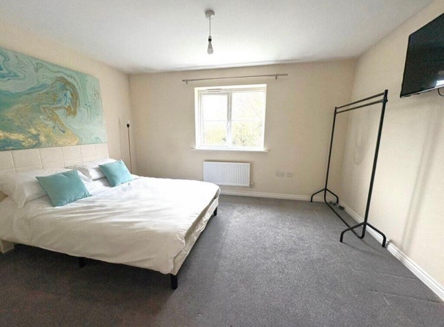 Room for rent Main Photo