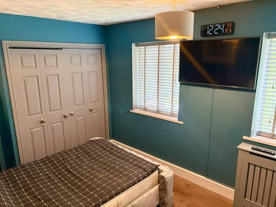 Spacious Double Room for Rent Main Photo