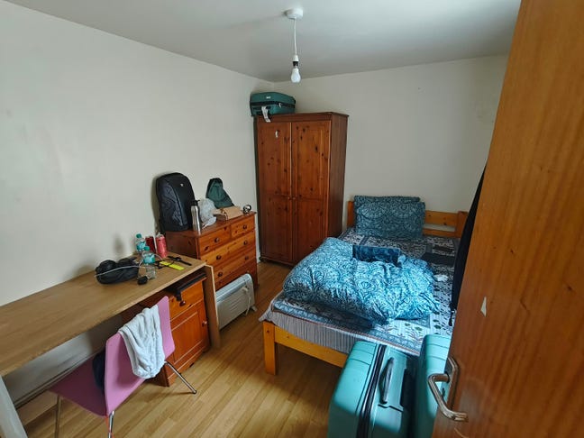 House for rent near Queens University library  Main Photo