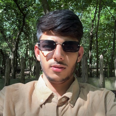 I’m a friendly, respectful and easy-going p... Main Photo