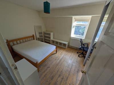 Double room - Highbury Islington - bills inc  Main Photo