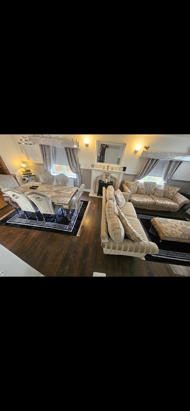 Single room to rent in big house Main Photo
