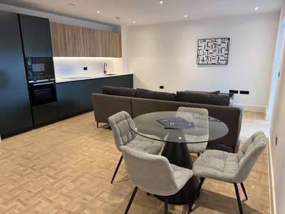 Huge double en-suite - Clapham Junction Main Photo