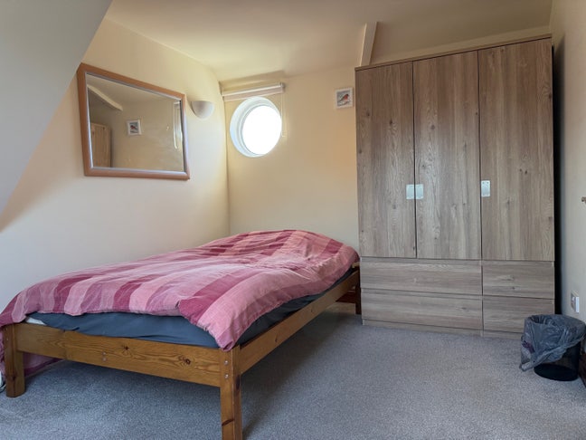 Double Room, 5 min to Tube, All Inclusive Main Photo