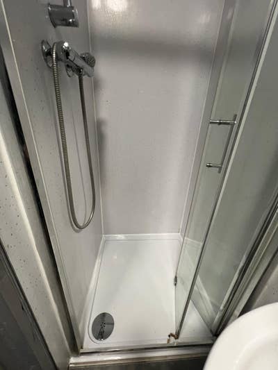 Studio Flat in Harrow HA37SY Main Photo