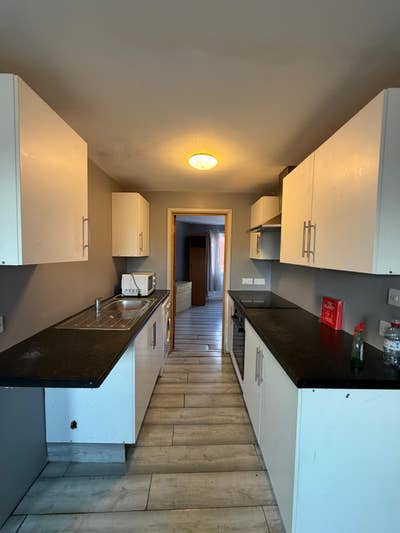  Two Bedroom Flat in Trowbridge BA14 Main Photo