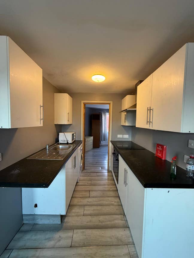  Two Bedroom Flat in Trowbridge BA14 Main Photo