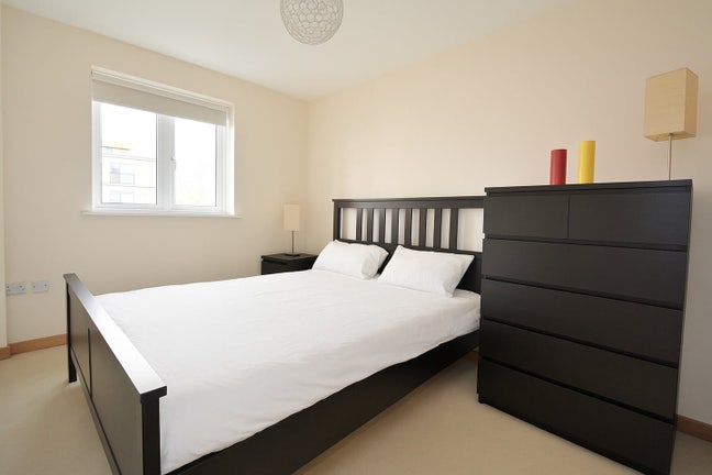 Double Room with Private Bathroom in Canary Wharf  Main Photo
