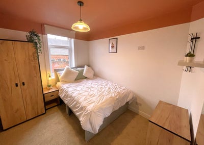 Stunning Double Room -Centre Mansfield Main Photo