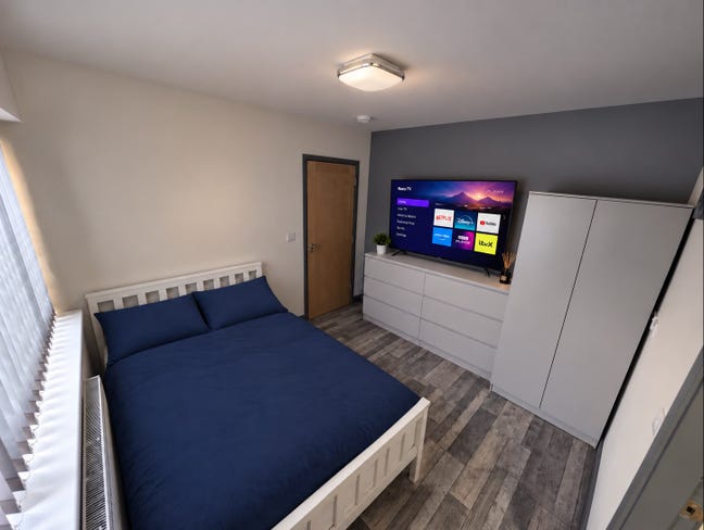 Double En Suite Bedroom. All Bills Inc. Fast Wifi Main Photo