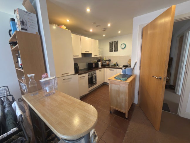 Double Room at City Center available! Main Photo