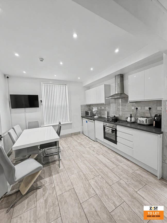 Newly Refurbished Property L15 Main Photo