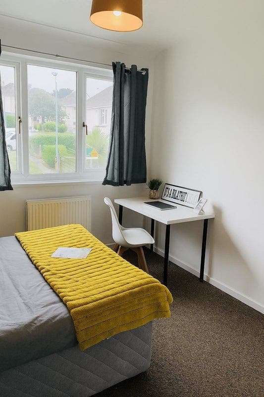 Room in a Shared Flat, Godolphin Road, TR11 Main Photo