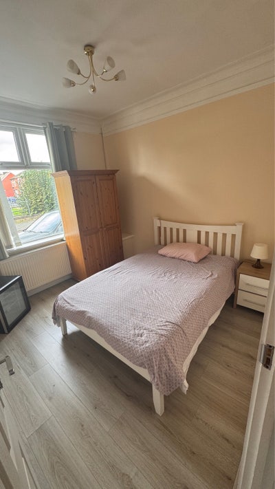 Spacious Double Room Main Photo