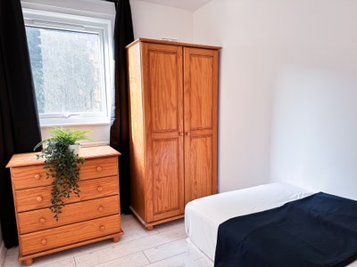 Single Room Next to Westbourne Park Station Main Photo