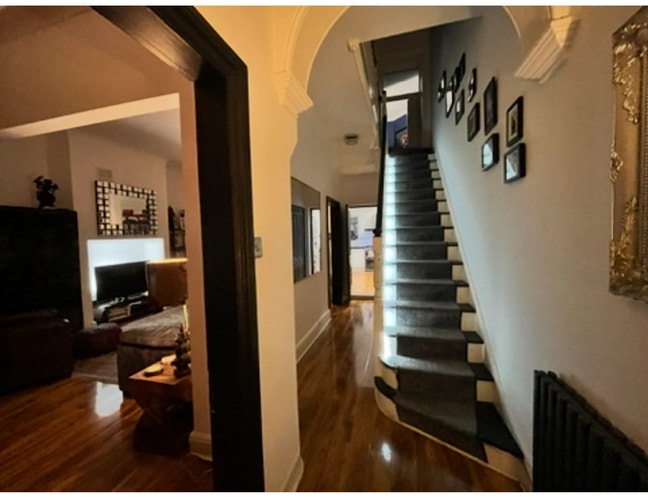 Small Single bedroom - short-term lets avail-NW2 Main Photo
