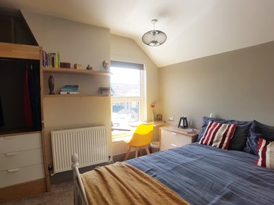 Two great rooms in a fantastic Cathays home Main Photo