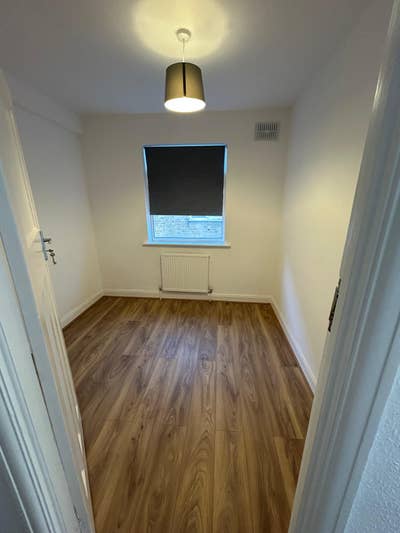 Large 2 Bed Flat Main Photo