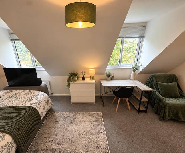 Student Only House Share in the Park Estate Main Photo