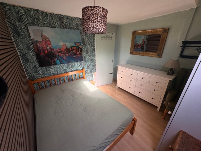 Double room in detached house  Main Photo