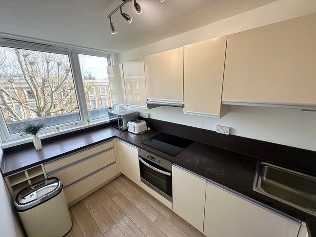 🌕 ROOM in 4bed + lounge - Little Venice 🌕 Main Photo