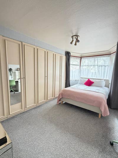 Double Room Available in Wembley Park Main Photo