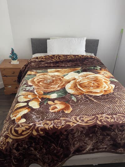 Double Bedroom  Main Photo
