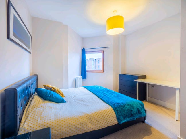 Canary wharf E14 room ensuite available 14th Nov! Main Photo