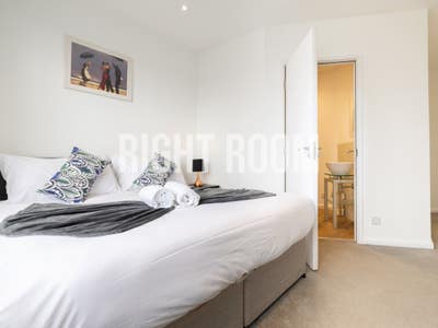 2 Bed Furnished Flat | Bills Inc. | Central BH1 Main Photo