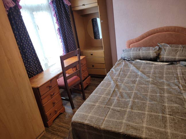 Excellent Furnished Room - Walsall Central Main Photo