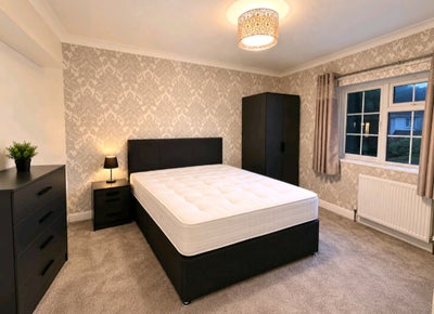 Modern Bright Double Rooms Inc Bills Main Photo