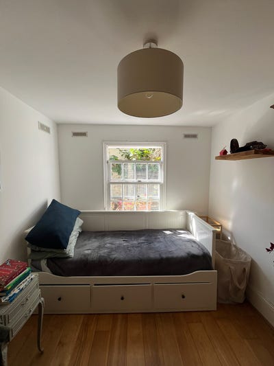 Single Bedroom in a Flat in Vauxhall (SW8) Main Photo