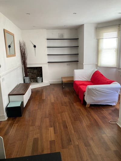 2-Bedroom Garden Flat – SE18 Main Photo
