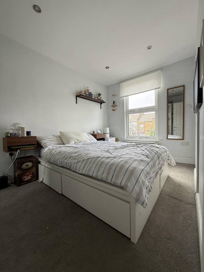 En-Suite Double Room in Wood Green Main Photo