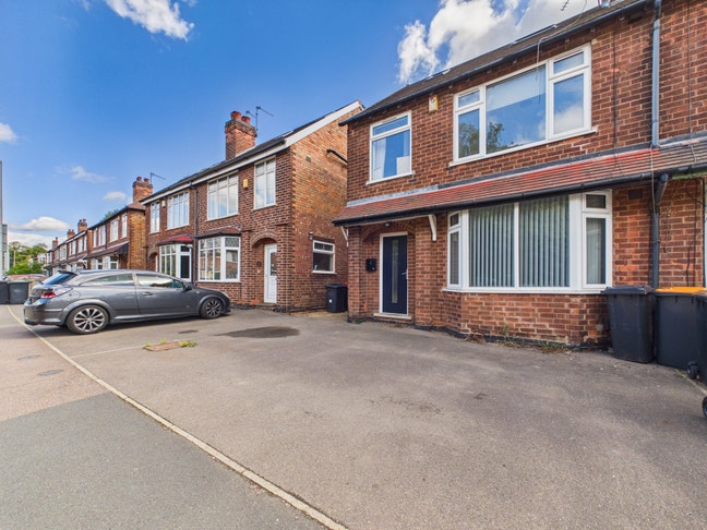 41 Lower Road - 5 Rooms to let in Beeston Main Photo
