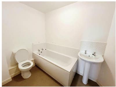 2-Bedroom Property Near ManchesterUniversity Main Photo