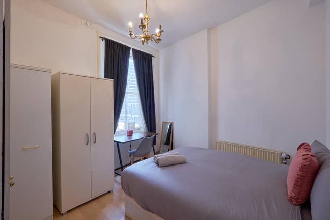✨ Luxury Short Let Hyde Park Mansions - No deposit Main Photo